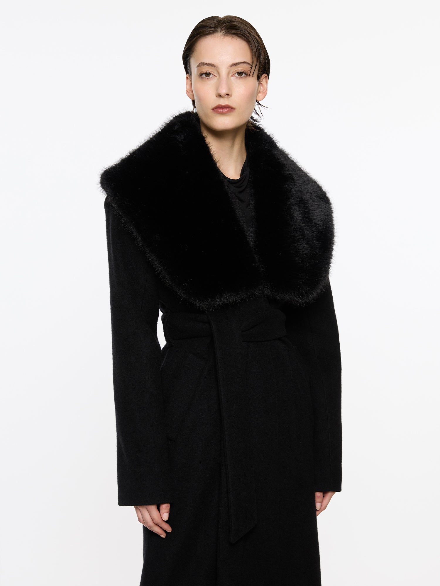 Gabby Coat | Black