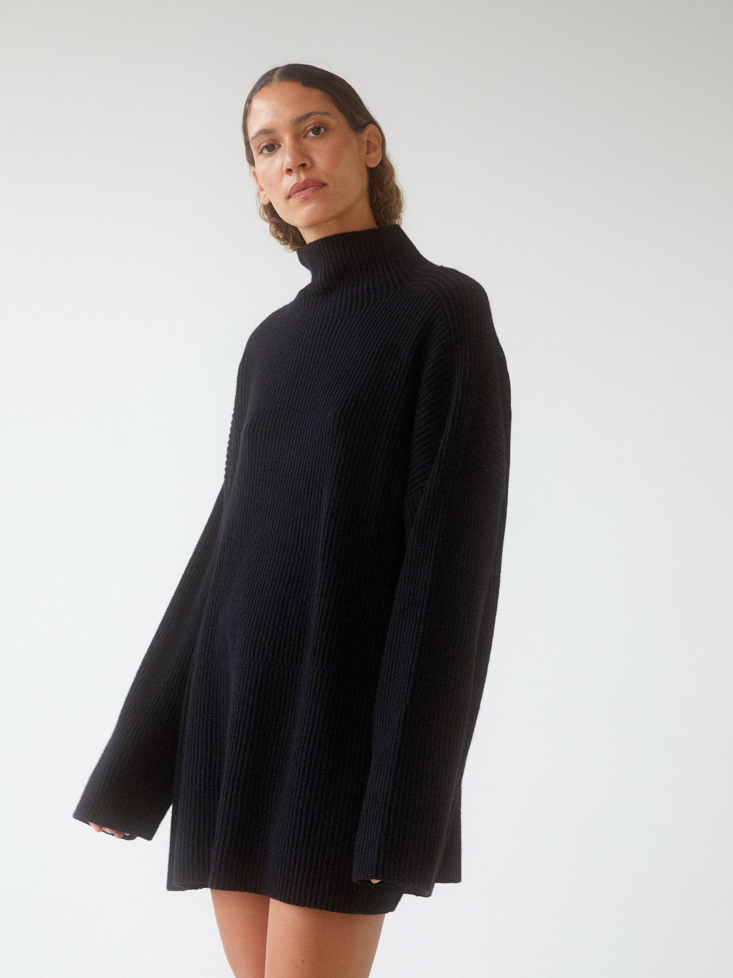 04 Elemental Merino Cashmere Oversized Sweater | Black